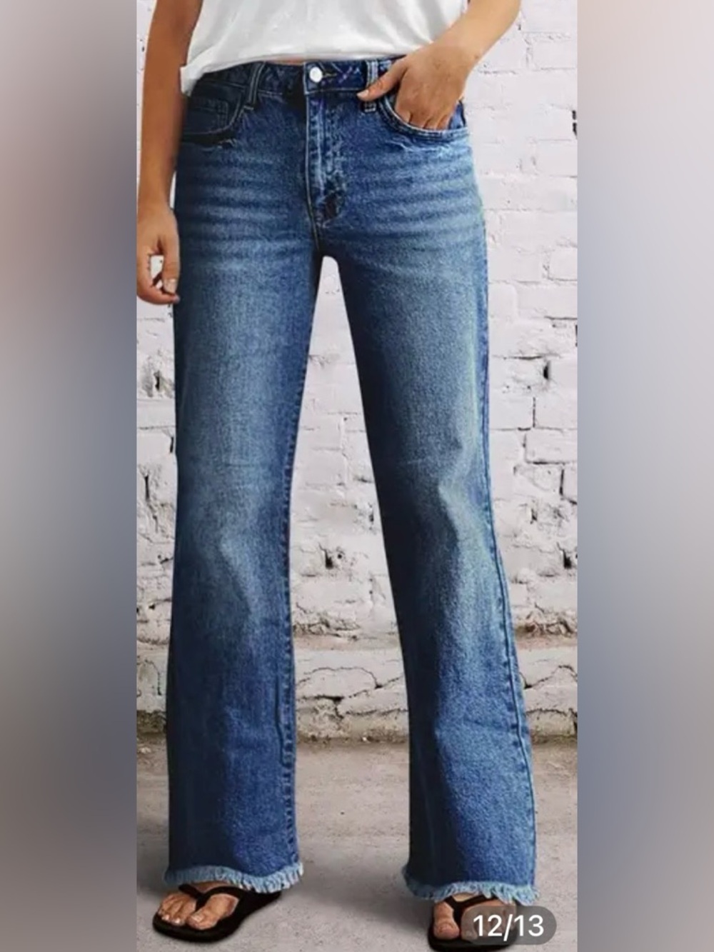 Flamingals Raw Hem Mid Waist Straight Leg Jeans Size Medium NWT